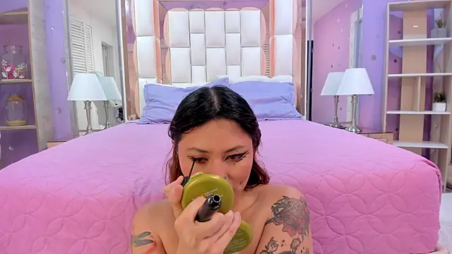 Goldentemptation  online show from 1, 6, 2026