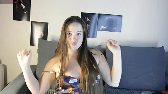 Snapshot of Baby-hot-girl chatting on 12, 7, 2026 Baby-hot-girl online show from 12, 7, 2026