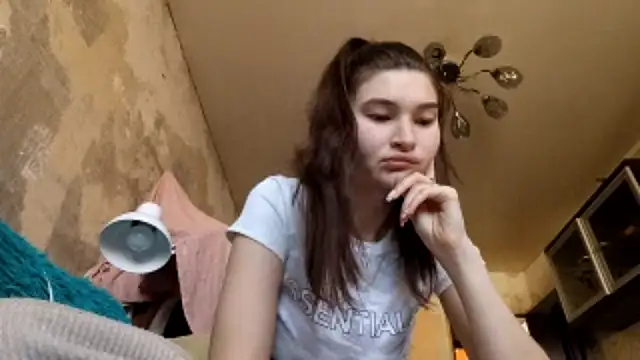 Snapshot of JessieLegend chatting on 5, 2, 2026 JessieLegend online show from 5, 2, 2026