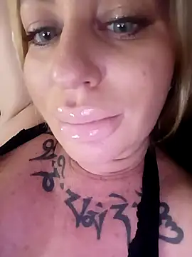 MiaMooly online show from 20, 3, 2026