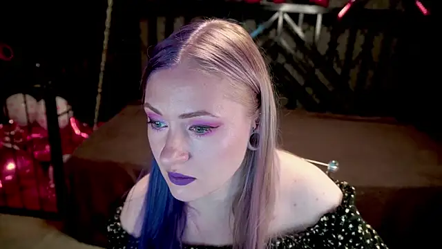 Snapshot of DramaQuenns chatting on 17, 2, 2026 DramaQuenns online show from 17, 2, 2026