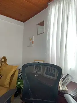 Snapshot of JulietaRiios chatting on 16, 5, 2026 JulietaRiios online show from 16, 5, 2026