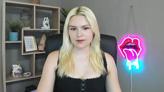 SweetLilyxo online show from 24, 5, 2026