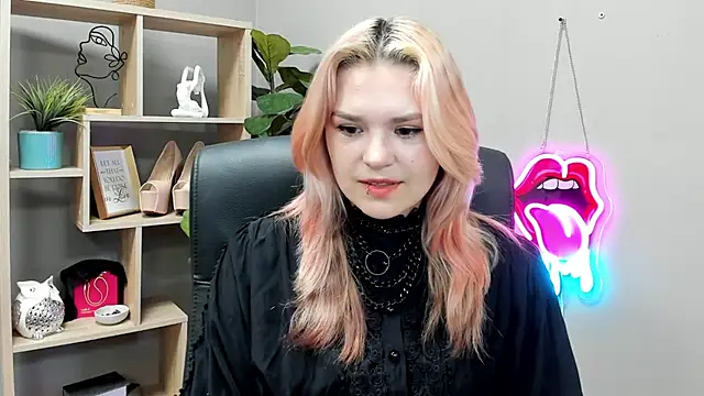 SweetLilyxo online show from 6, 7, 2026
