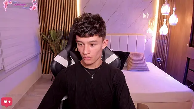 Snapshot of Patrick_Howland_ chatting on 24, 2, 2026 Patrick Howland online show from 24, 2, 2026