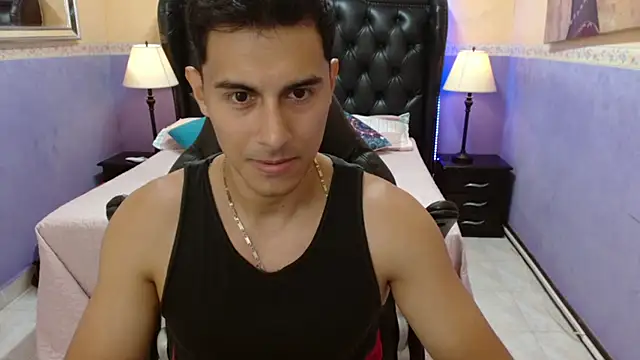 Snapshot of Mike_Conors chatting on 11, 2, 2026 Mike Conors online show from 11, 2, 2026