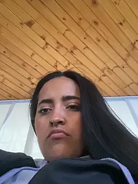 Annie Alicee online show from 6, 3, 2026