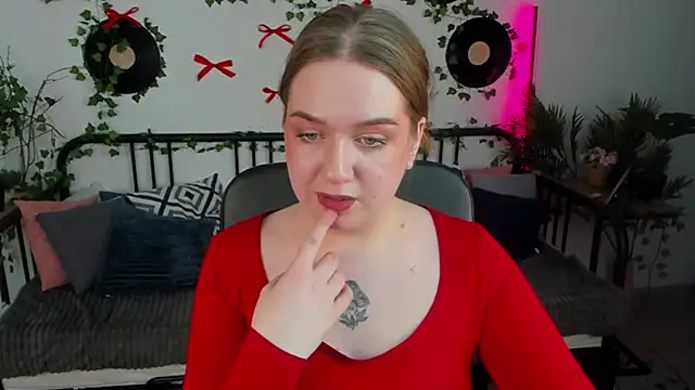 Snapshot of RachelDiRose chatting on 25, 2, 2026 RachelDiRose online show from 25, 2, 2026