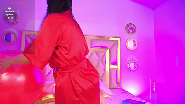 Emma Sanz   online show from 10, 2, 2026