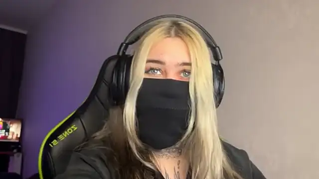 Snapshot of UnaXyling chatting on 6, 2, 2026 UnaXyling online show from 6, 2, 2026