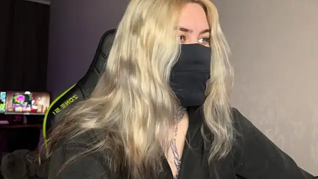 Snapshot of UnaXyling chatting on 8, 2, 2026 UnaXyling online show from 8, 2, 2026