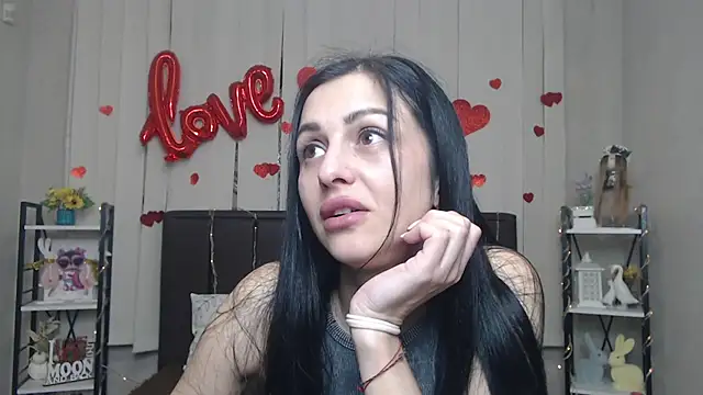 EvaClarkk online show from 1, 5, 2026
