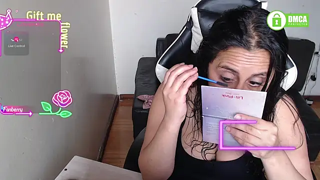 Snapshot of MeliisaRobers chatting on 24, 2, 2026 MeliisaRobers online show from 24, 2, 2026