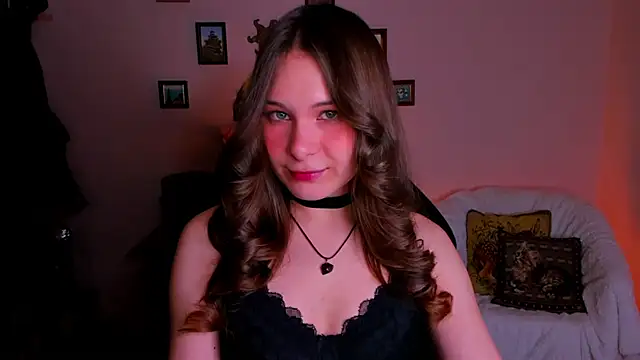 Snapshot of LanaLovely chatting on 27, 4, 2026 LanaLovely online show from 27, 4, 2026
