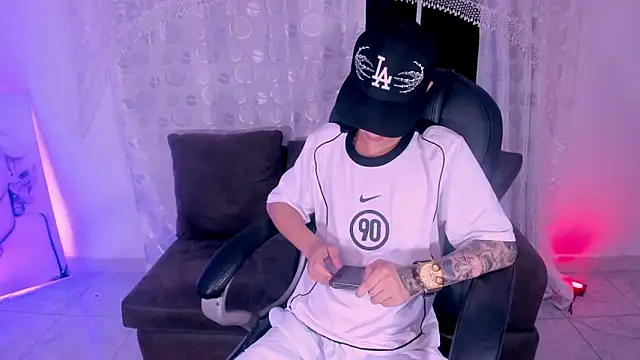 Dereck Boy  online show from 10, 4, 2026