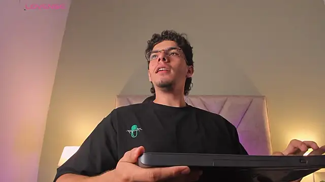 Snapshot of Axel_Creed chatting on 26, 2, 2026 Axel Creed online show from 26, 2, 2026