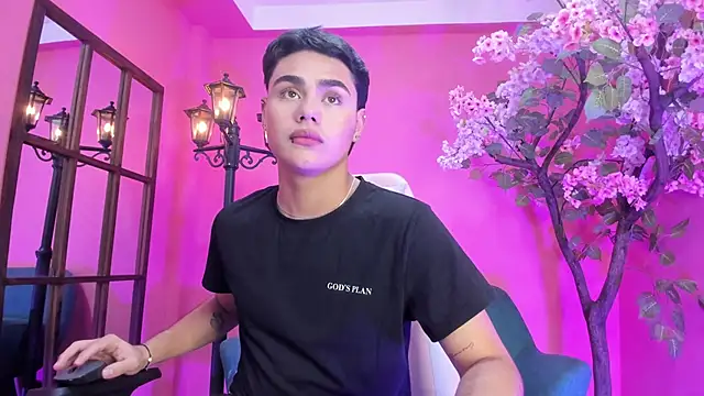 FemNoa online show from 5, 2, 2026