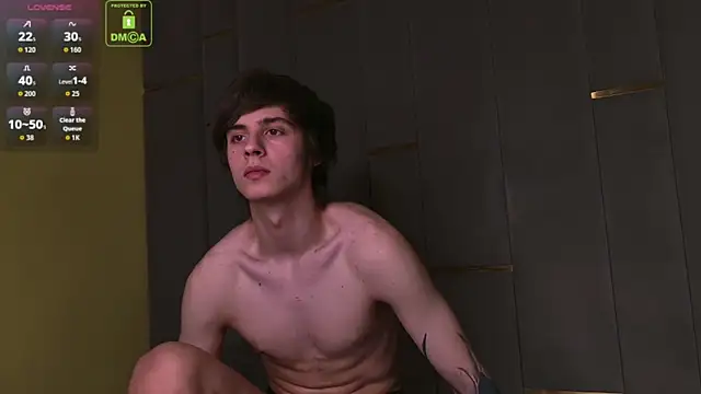 Snapshot of HoogWilder chatting on 12, 2, 2026 HoogWilder online show from 12, 2, 2026