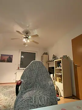 Snapshot of mad_girlygirl chatting on 15, 2, 2026 mad girlygirl online show from 15, 2, 2026