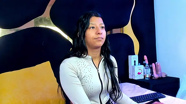 Snapshot of Vaneline2 chatting on 22, 5, 2026 Vaneline2 online show from 22, 5, 2026