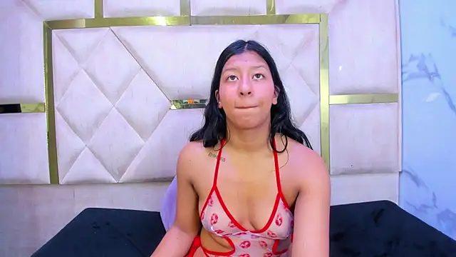 Snapshot of Vaneline2 chatting on 31, 5, 2026 Vaneline2 online show from 31, 5, 2026