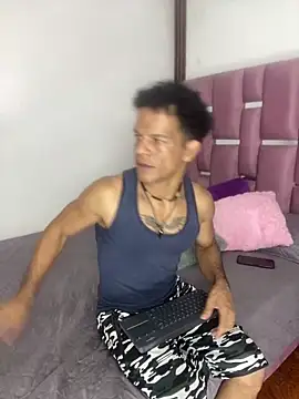 Snapshot of MaxyRyan chatting on 20, 2, 2026 MaxyRyan online show from 20, 2, 2026