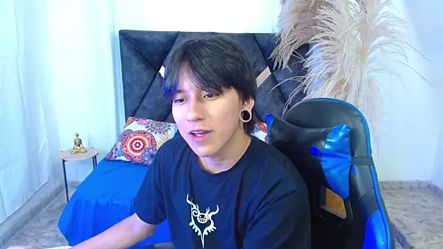 nikoo 18 online show from 10, 3, 2026