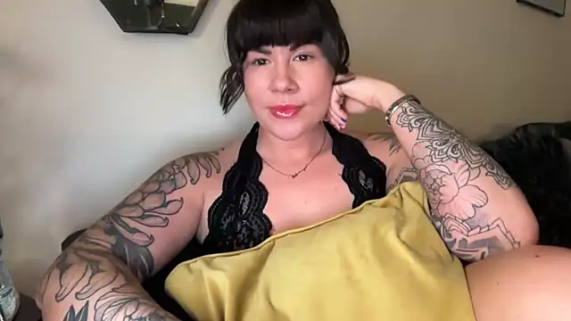 Snapshot of EdenRose chatting on 3, 5, 2026 EdenRose online show from 3, 5, 2026