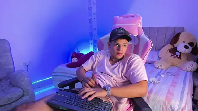 Adrian Prime  online show from 15, 4, 2026