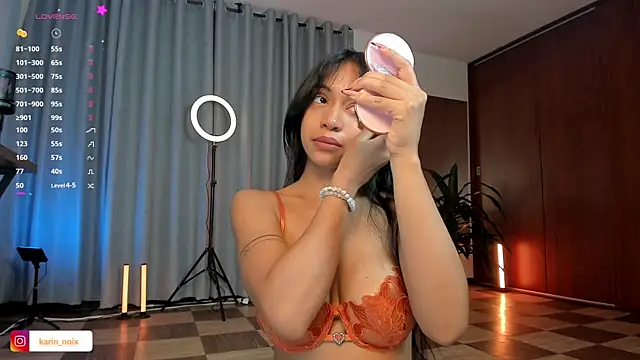Snapshot of karinnixx chatting on 31, 5, 2026 karinnixx online show from 31, 5, 2026