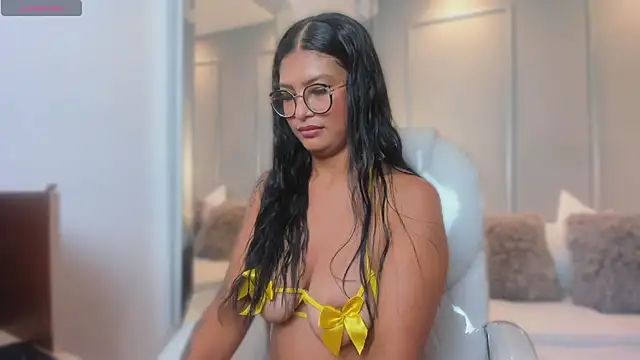 Snapshot of MiaSmit_ chatting on 14, 2, 2026 MiaSmit online show from 14, 2, 2026