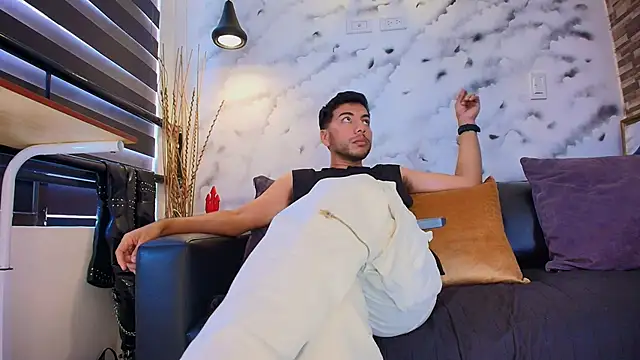 Max Hornye online show from 18, 2, 2026