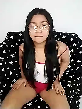 Snapshot of hotbrunette25 chatting on 10, 3, 2026 hotbrunette25 online show from 10, 3, 2026