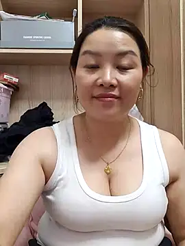 Snapshot of Jennie_dogy chatting on 9, 6, 2026 Jennie dogy online show from 9, 6, 2026