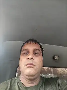 Snapshot of indiandesivillegeboy chatting on 8, 7, 2026 indiandesivillegeboy online show from 8, 7, 2026