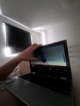 Tommyzzzzzz online show from 19, 4, 2026