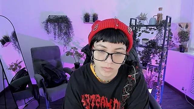 Snapshot of NeoGeisha chatting on 6, 4, 2026 NeoGeisha online show from 6, 4, 2026