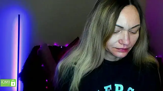 Snapshot of BlondMikey22 chatting on 12, 2, 2026 BlondMikey22 online show from 12, 2, 2026