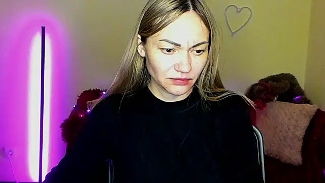 Snapshot of BlondMikey22 chatting on 23, 4, 2026 BlondMikey22 online show from 23, 4, 2026
