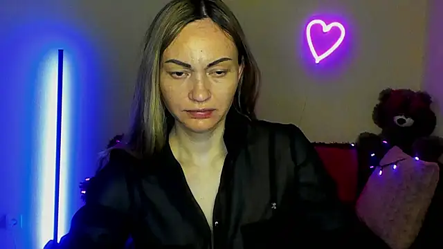 Snapshot of BlondMikey22 chatting on 23, 5, 2026 BlondMikey22 online show from 23, 5, 2026