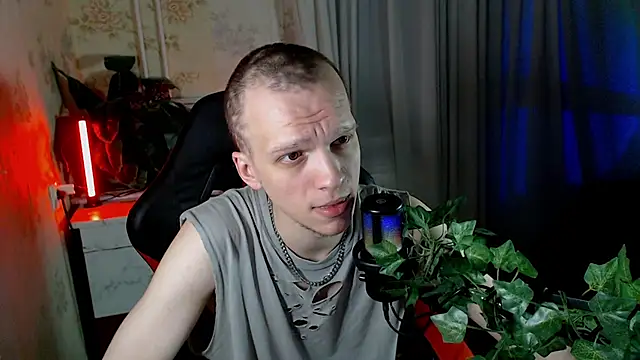 Snapshot of ravi_olle chatting on 2, 4, 2026 ravi olle online show from 2, 4, 2026