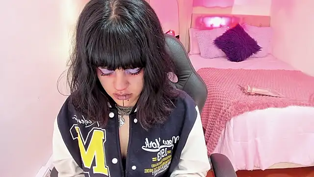 Snapshot of Nahemot_sadish chatting on 27, 2, 2026 Nahemot sadish online show from 27, 2, 2026