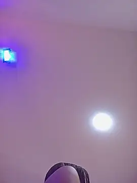 Snapshot of vane_coral chatting on 13, 5, 2026 vane coral online show from 13, 5, 2026