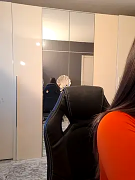 Snapshot of Nhaomy___ chatting on 6, 2, 2026 Nhaomy online show from 6, 2, 2026