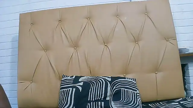 Snapshot of Ladyxx21 chatting on 19, 2, 2026 Ladyxx21 online show from 19, 2, 2026