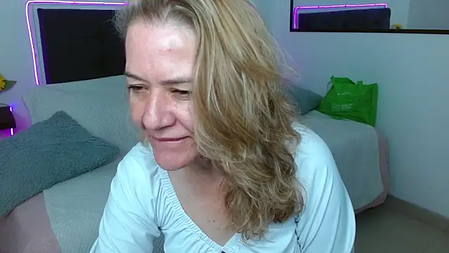 Snapshot of andreea_xx chatting on 22, 2, 2026 andreea xx online show from 22, 2, 2026