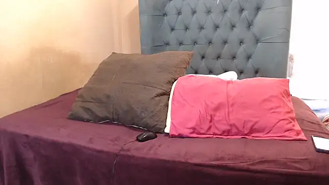 ChubbyBustyX online show from 23, 5, 2026