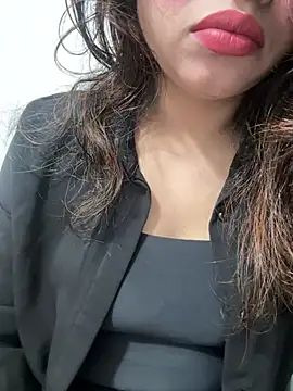 riya sharma11 online show from 7, 4, 2026