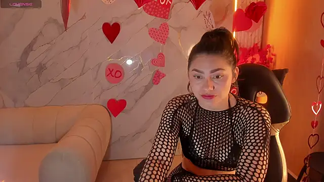 Snapshot of rox_luxury_tf chatting on 16, 2, 2026 rox luxury tf online show from 16, 2, 2026