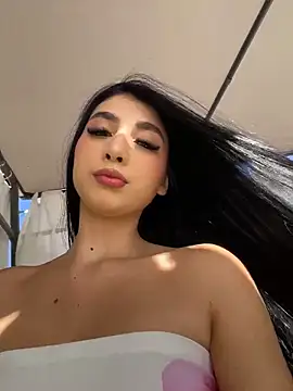 Snapshot of BadLilAngelXXX chatting on 31, 5, 2026 BadLilAngelXXX online show from 31, 5, 2026